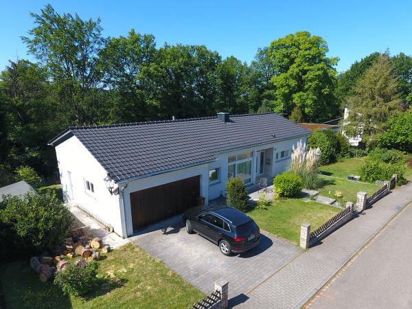 2020 Dachsanierung Gutex, Alegra 10 tiefschwarz 