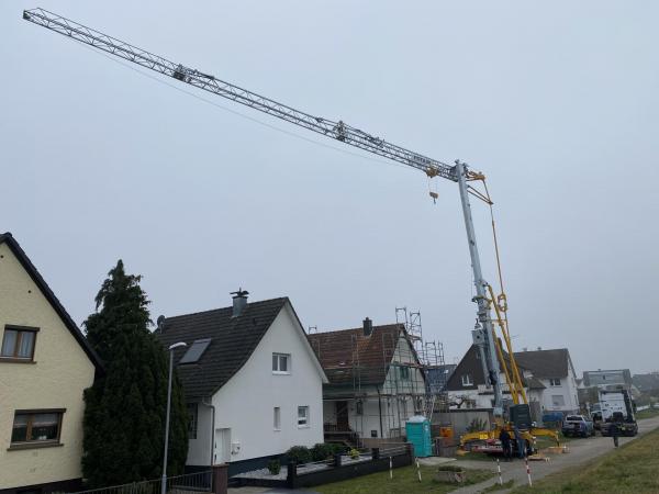 Potain Hup M 28-22 Ausladung 28m (850kg) Maximale Hublast 2,2to, Hakenhöhe 20-31m